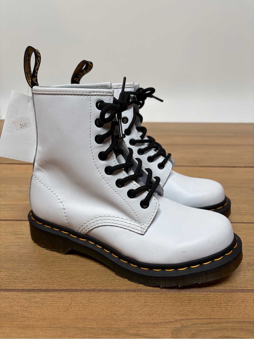 Dr. Martens White Leather 1460 Combat Boots Women’s 6 (EU 37) NEW